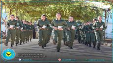 خرجت قواتنا اليوم الثلاثاء ٢٨ نوفمبر الجاري دورة جديدة في مدرسة الشهيدة هيرا في مدينة قامشلو تُوجت باسم الشهيدة ليلى خلف الأحمد Hêzên me roja Sêşemê 8ê Mijdarê, li Akademiya Şehîd Hîra ya li Qamişlo, di bin navê şehîd Leyla Xelef El-Ehmed korseke nû bi dawîkirin .