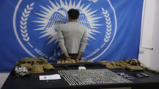 إلقاء القبض على بائع للمخدَّرات في مدينة الحسكة Li bajarê Hesekê firoşkarek madeyên hişbir hat girtin