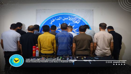 توقيف 12 مروجاً ومتعاطياً للمواد المخدرة بينهم امرأتان في الطبقة Li Tebqayê 12 belavkar û bikarhênerên madeyên hişbir ku 2 ji wan jin in hatin girtin