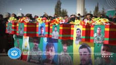 تشييع مهيب لشهداء من قواتنا … عطاء بلا حدود وإرث من الكرامة Cenazeyek bi heybet ji bo şehîdên ji hêzên me diyariyek bê sînor e û mîrateyek bi rûmet