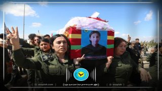 شيع أهالي كوباني جثمان الشهيدة رونيدا عثمان عبدوGelê Kobanê cenazeyê şehîd Ronîda Osman Abdo Sipartin axê